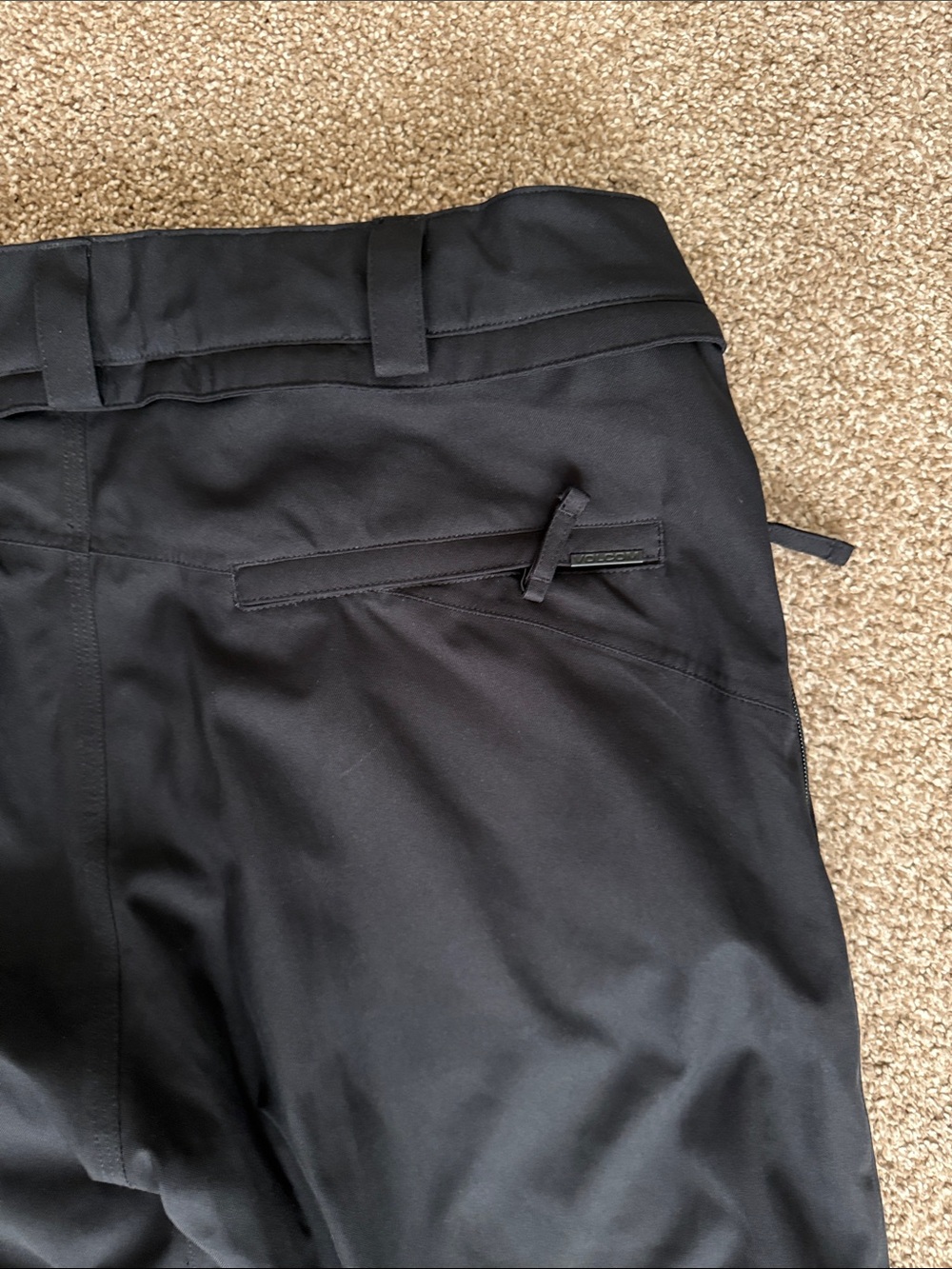 Volcom Black Men's Snow Pants - Picture 7 of 9